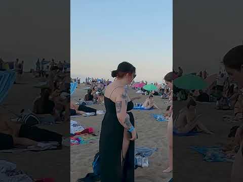 Wowow BEACH Spain Barcelona